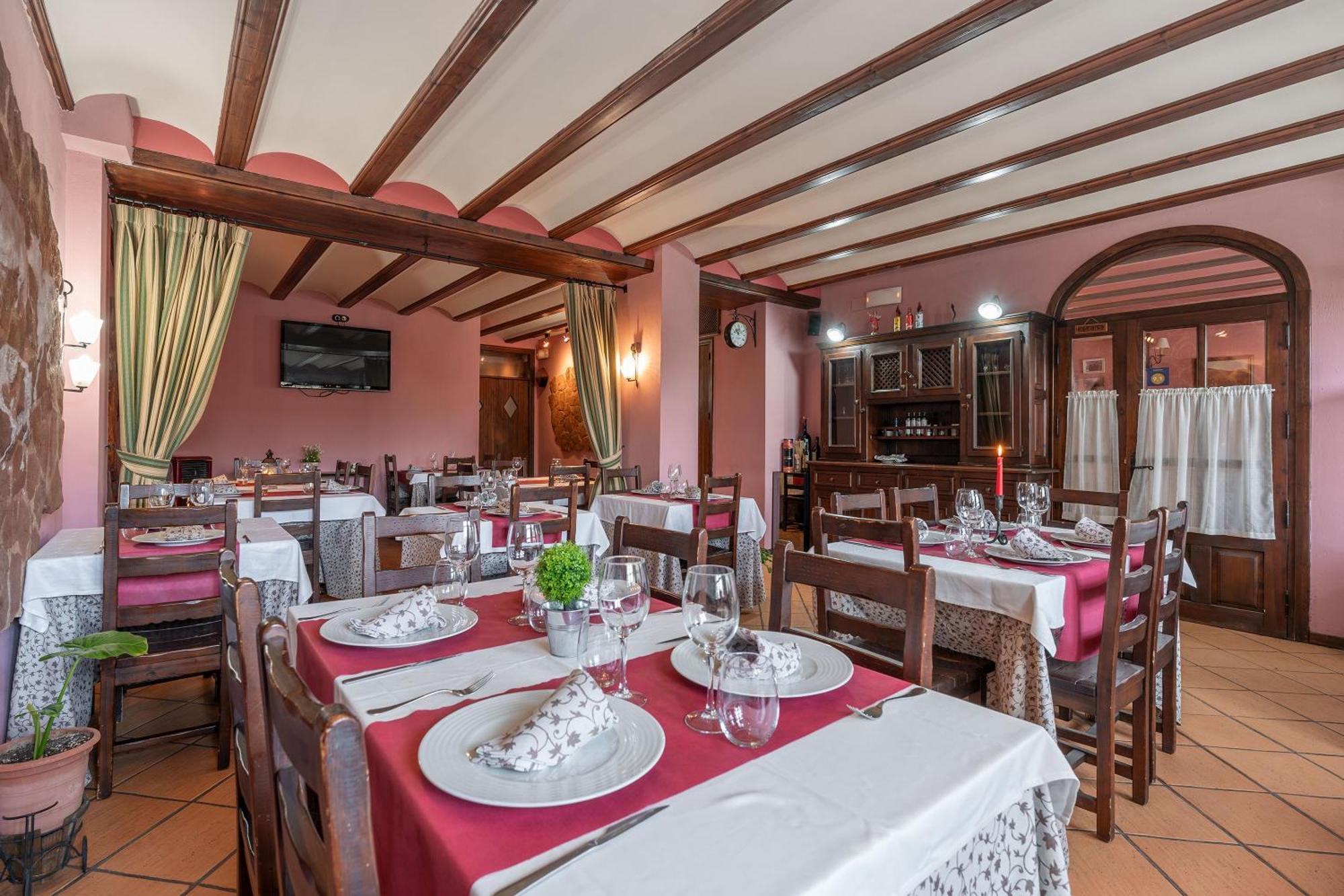 Hotel - Restaurante Prado Del Navazo Albarracín Exterior foto